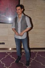 Aamir Khan at Talaash success bash in J W Marriott, Mumbai on 10th Dec 2012 (37).JPG